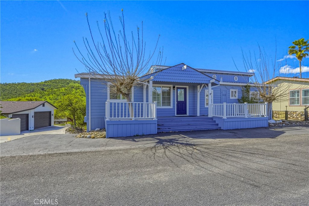 9810 Boat Club Snelling, CA 95369 - Photo 6 of 51 a view of a house with a patio