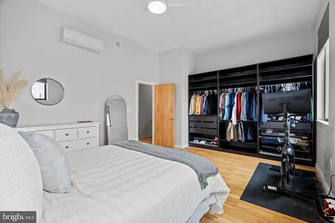 $525,000 | 1720 Folsom Street, Unit B, Philadelphia, PA 19130