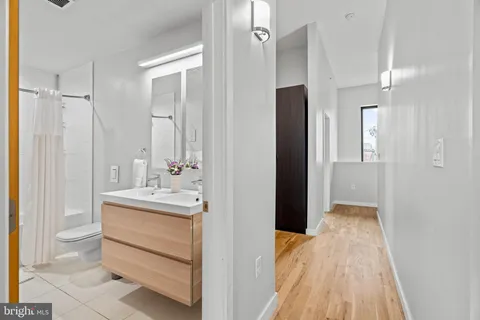 $525,000 | 1720 Folsom Street, Unit B, Philadelphia, PA 19130