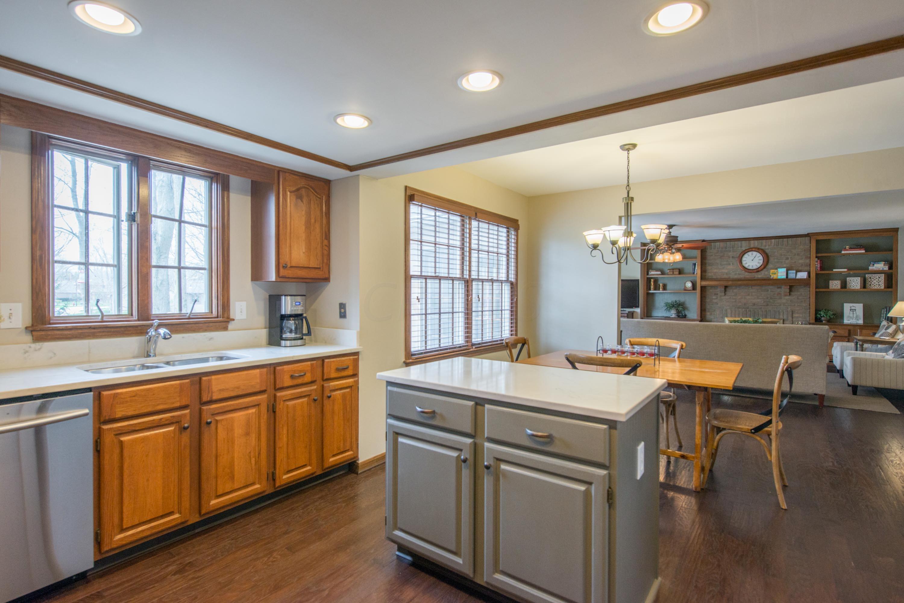 264 Beech Ridge Drive Powell, OH 43065 - Photo 8 of 57 Gallery Image 8