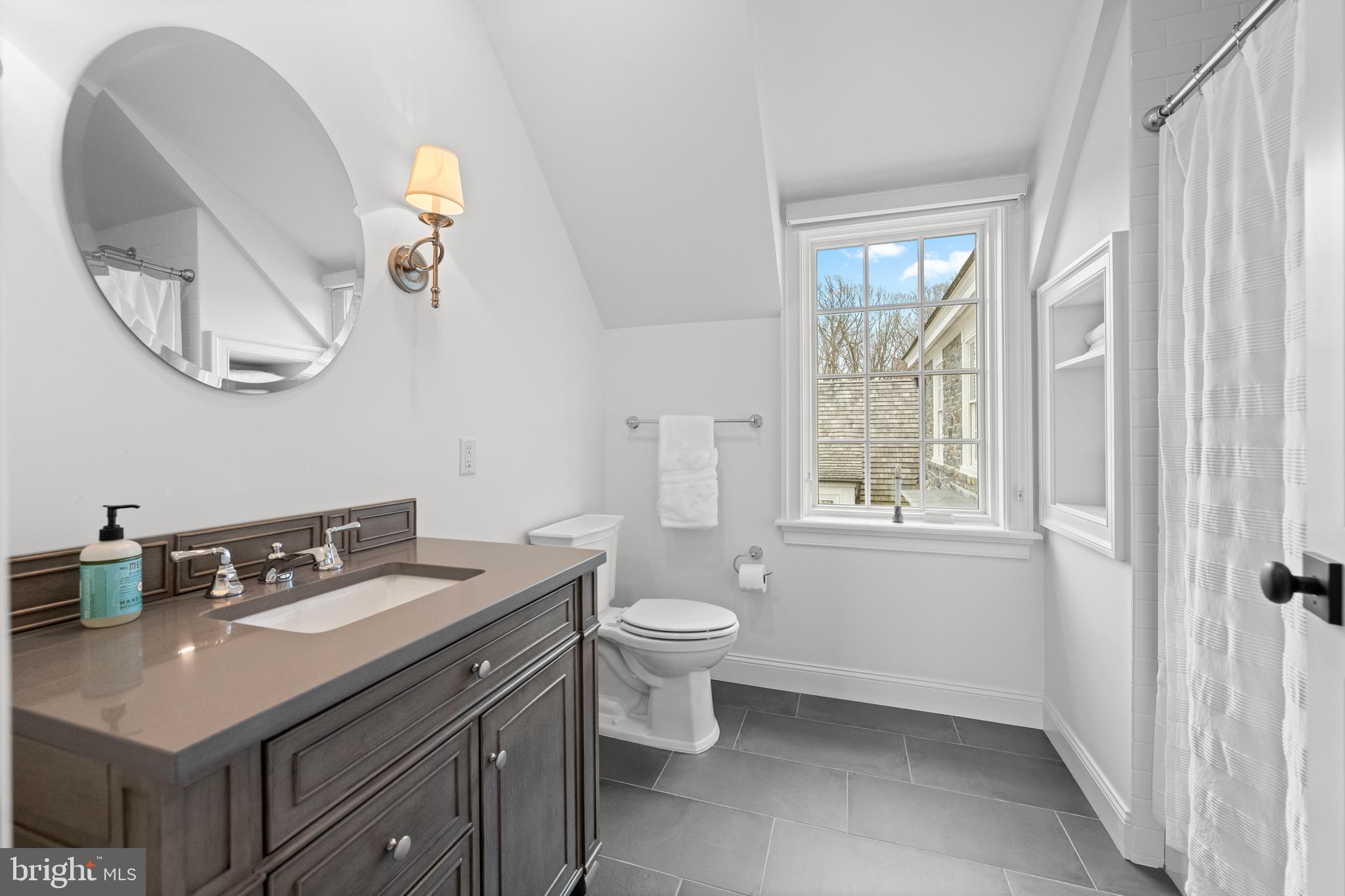 1484 West Strasburg Road West Chester, PA 19382 - Photo 60 of 95 Ensuite Bath with Tub/Shower