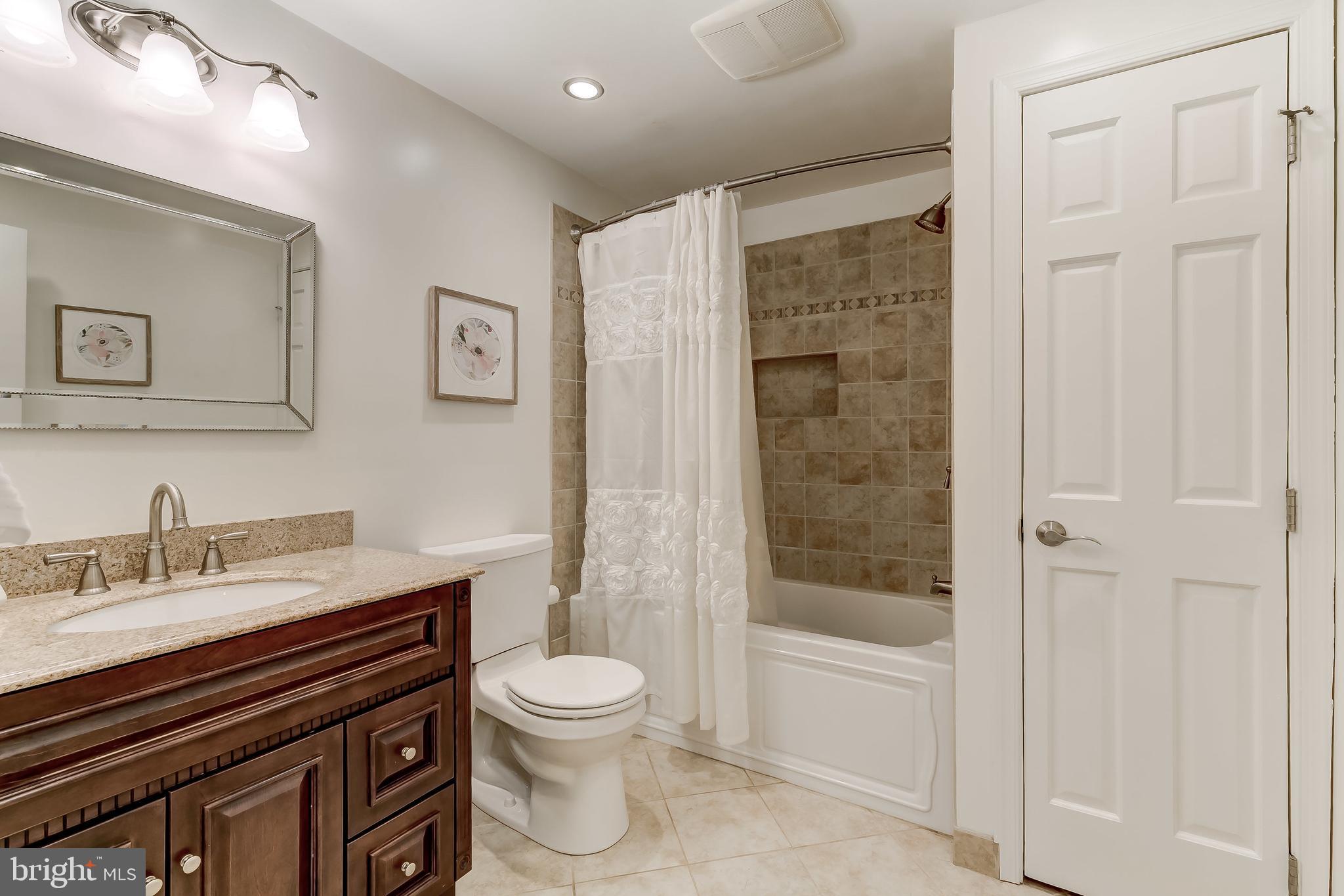 2400 Pot Spring Road Lutherville-Timonium, MD 21093 - Photo 27 of 52 Full Bath