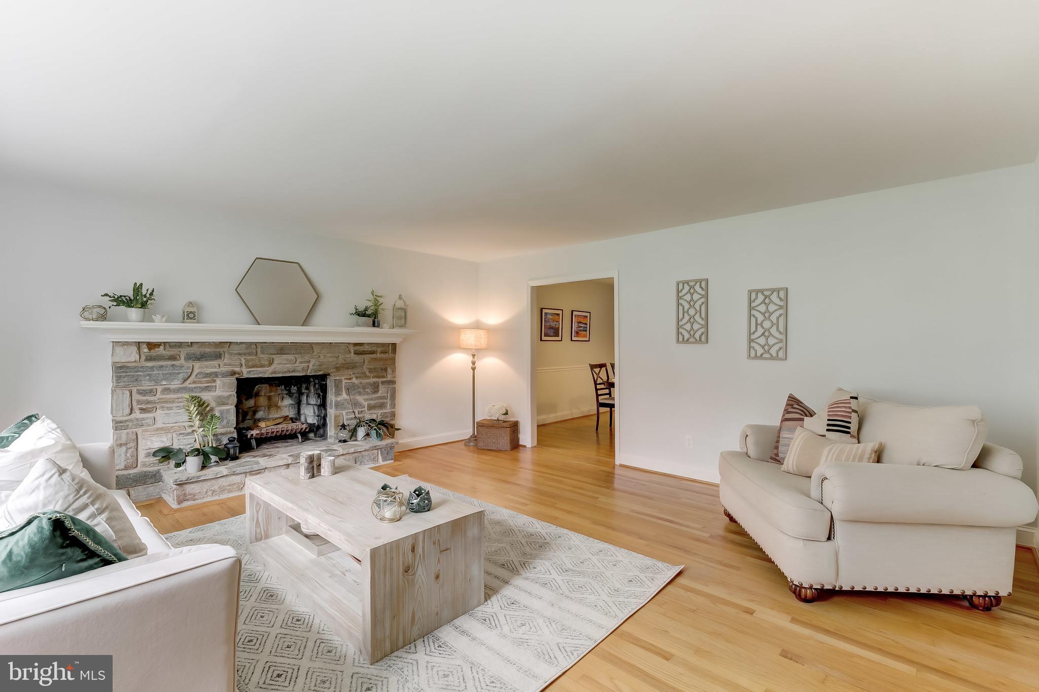 2400 Pot Spring Road Lutherville-Timonium, MD 21093 - Photo 4 of 52 Living Room