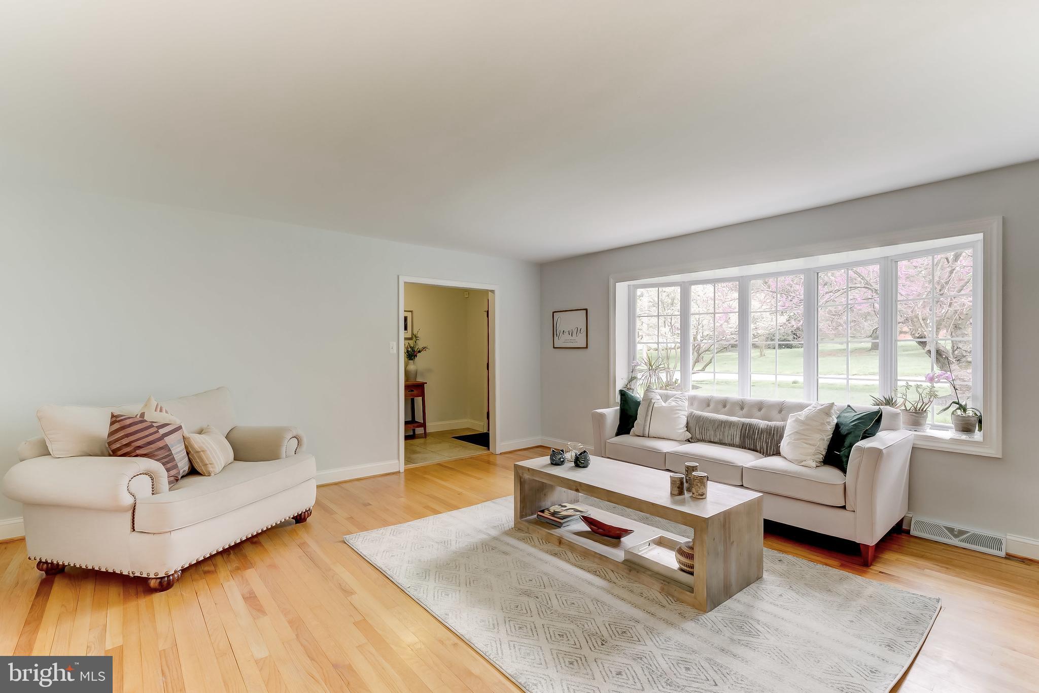 2400 Pot Spring Road Lutherville-Timonium, MD 21093 - Photo 5 of 52 Living Room