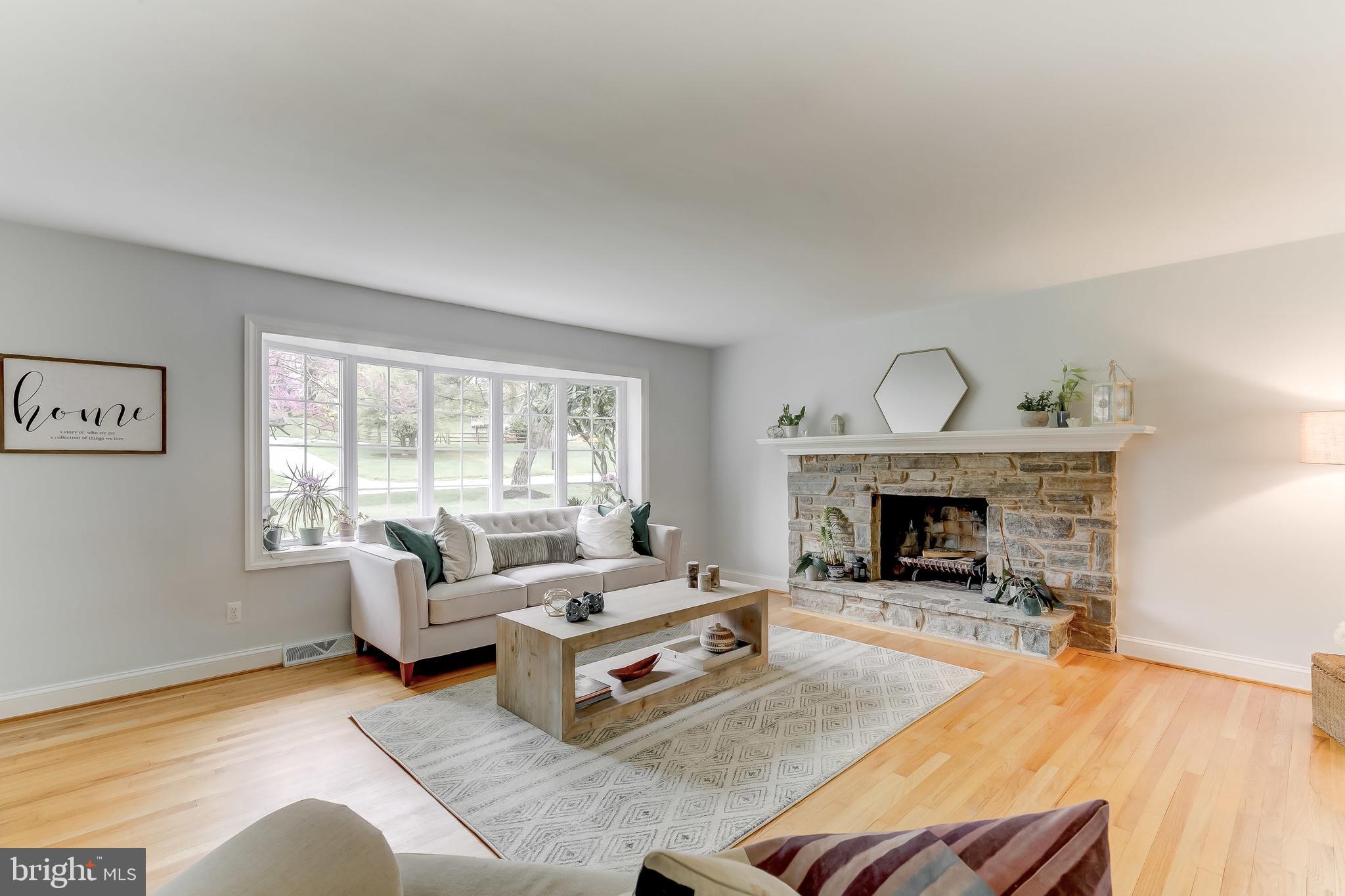 2400 Pot Spring Road Lutherville-Timonium, MD 21093 - Photo 6 of 52 Living Room