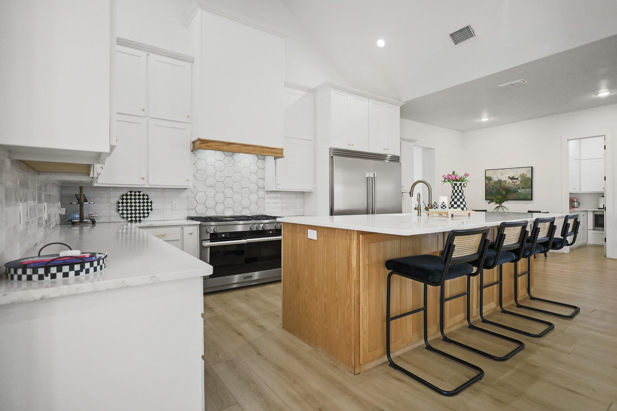 11209 Grover Avenue Lubbock, TX 79424 - Photo 11 of 52 IMG_5414 (1)