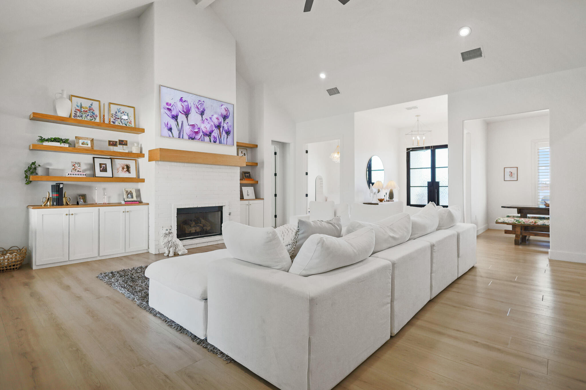 11209 Grover Avenue Lubbock, TX 79424 - Photo 8 of 52 IMG_5409 (1)