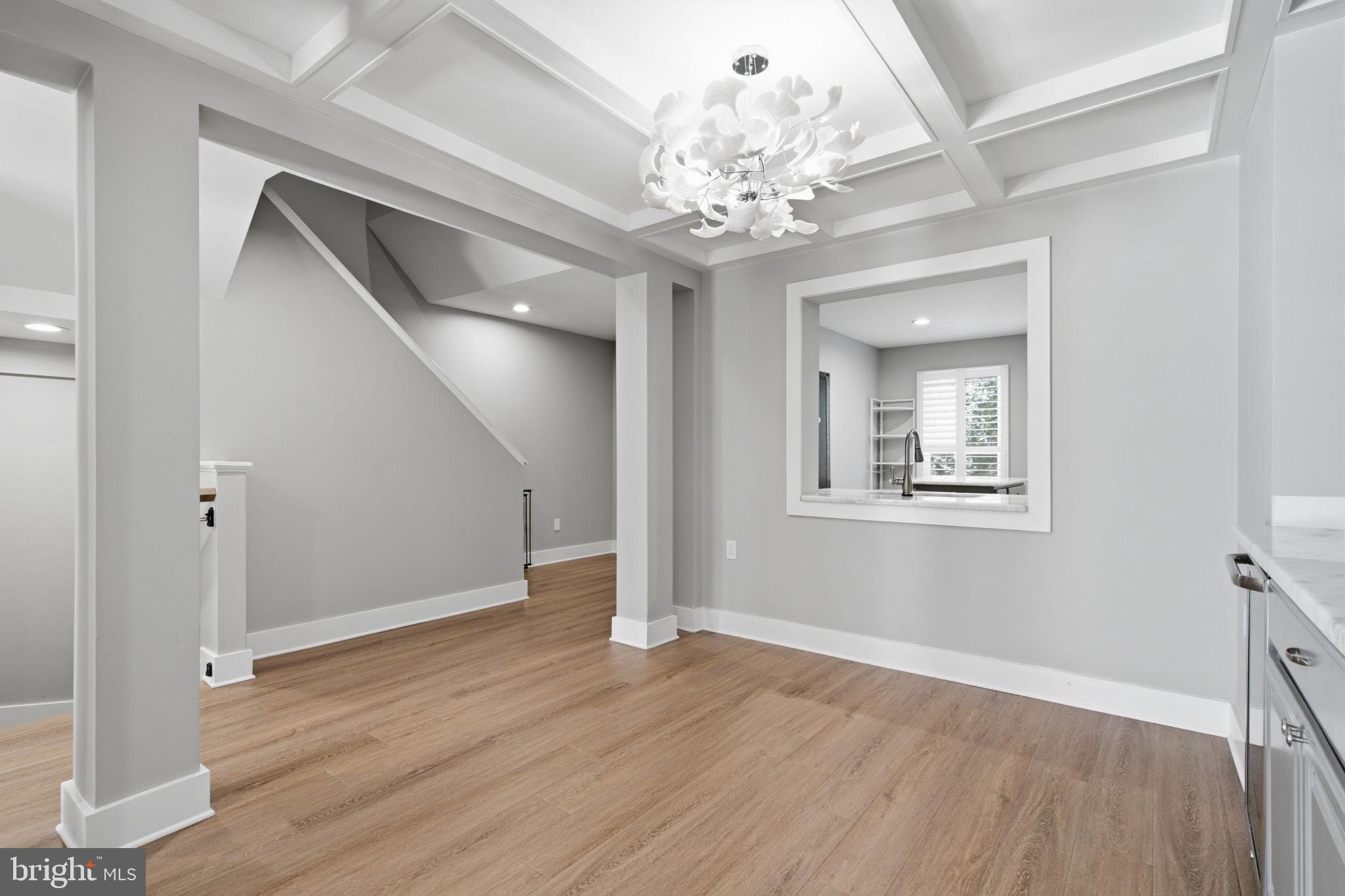 12087 Edgemere Circle Reston, VA 20190 - Photo 14 of 34