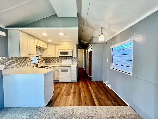 $129,900 | 1295 South Cawston Avenue, Unit 263, Hemet, CA 92545