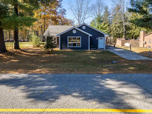 $299,900 | 5827 Cedar Lake Road, Gladwin, MI 48624
