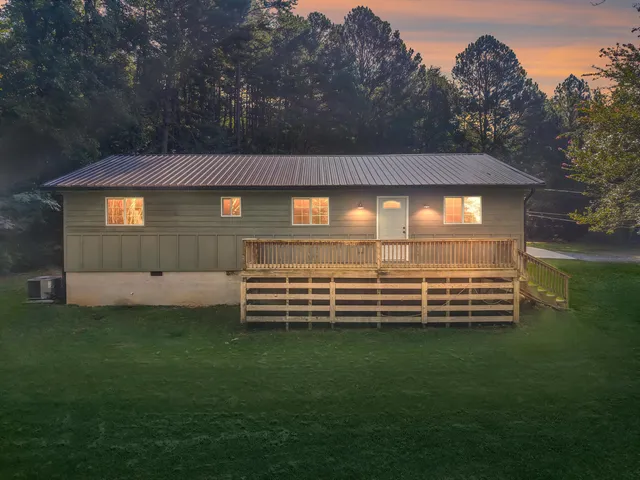 $279,000 | 1121 Arnold Road, Rock Spring, GA 30739