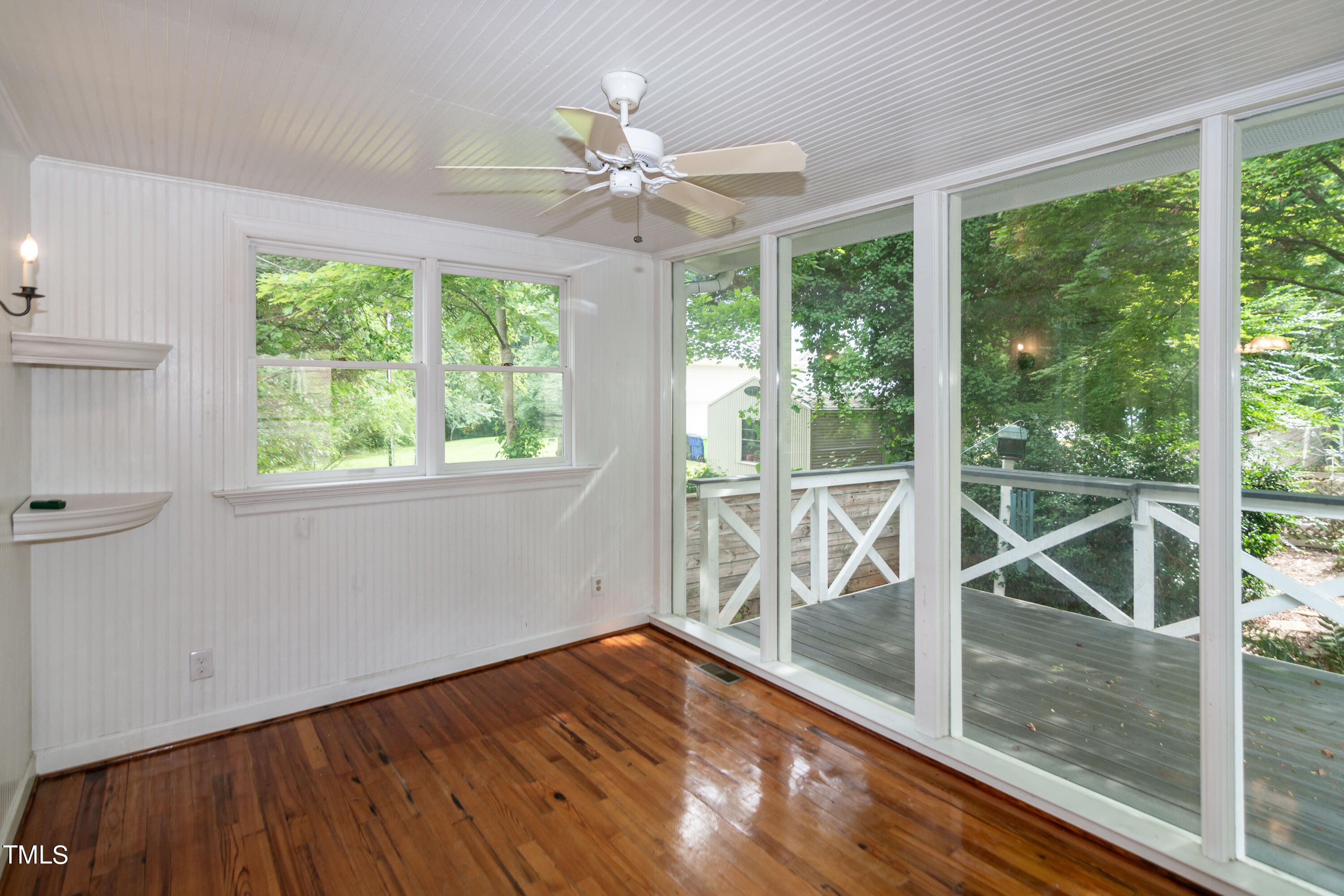 806 Temple Street Raleigh, NC 27609 - Photo 23 of 33 RJP_X_1787