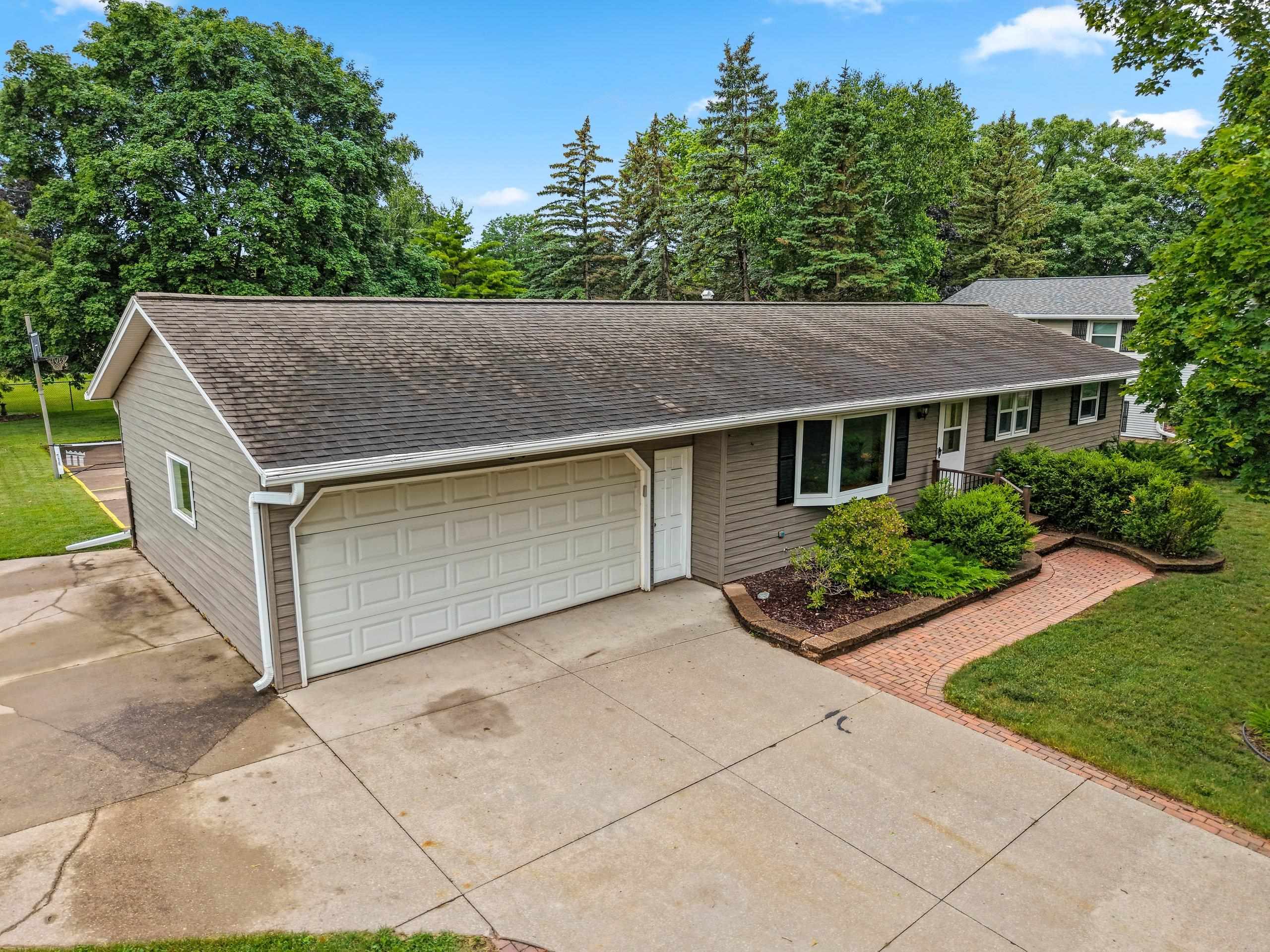 1203 Valleyview Road Green Bay, WI 54304 - Photo 71 of 81