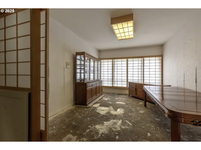 $600,000 | 16333 Southwest Timberland Drive, Beaverton, OR 97007