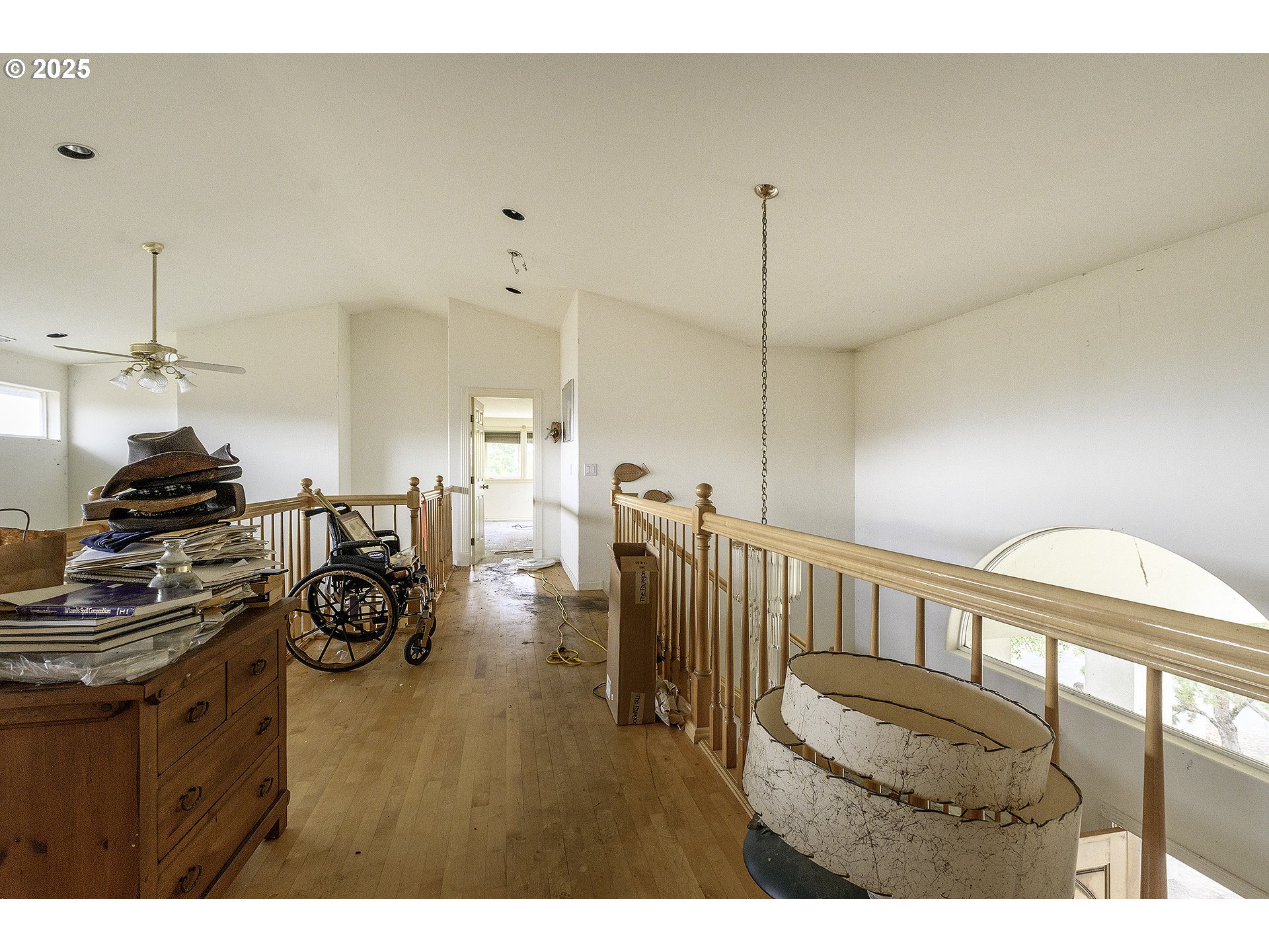 16333 Southwest Timberland Drive Beaverton, OR 97007 - Photo 23 of 42 a view of a room with gym equipment