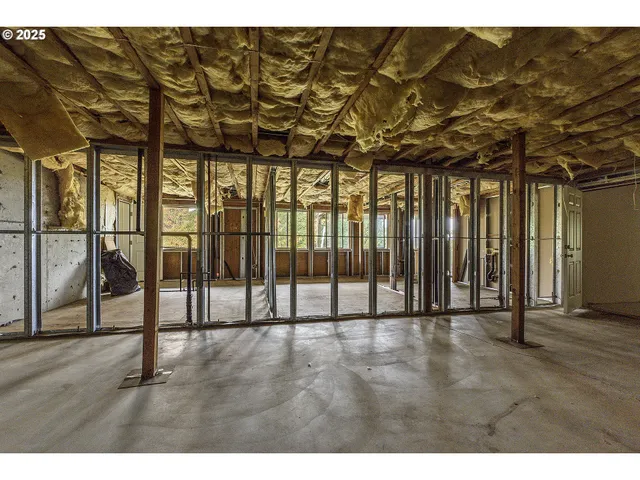 $600,000 | 16333 Southwest Timberland Drive, Beaverton, OR 97007