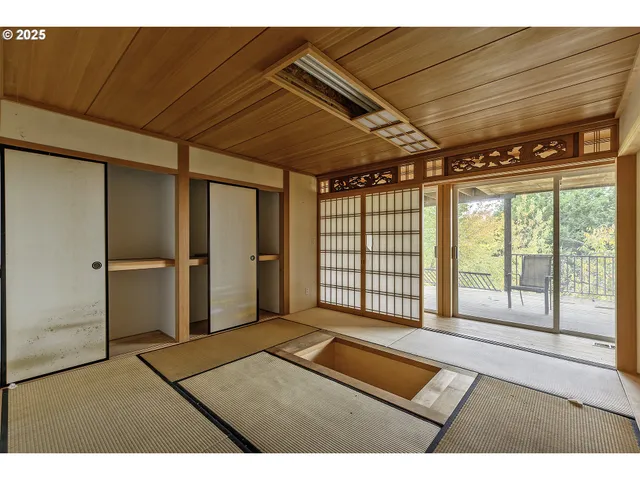 $600,000 | 16333 Southwest Timberland Drive, Beaverton, OR 97007