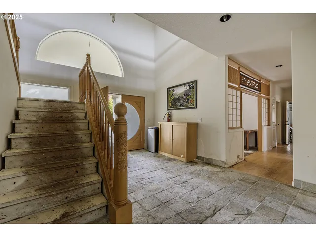 $600,000 | 16333 Southwest Timberland Drive, Beaverton, OR 97007