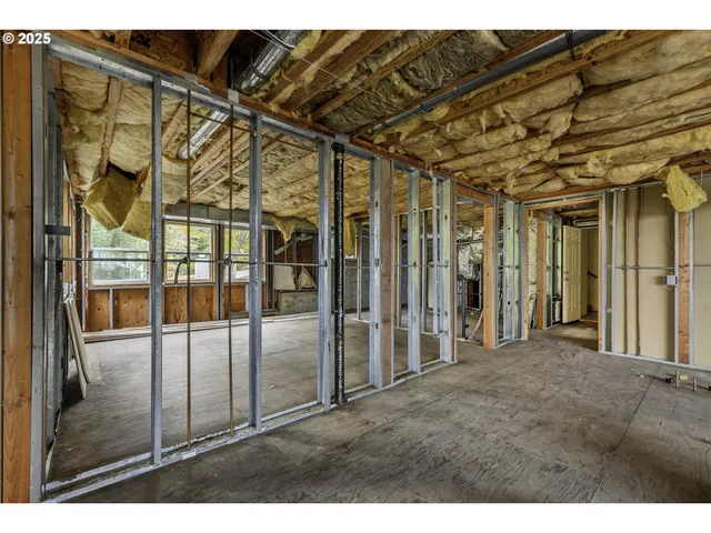 $600,000 | 16333 Southwest Timberland Drive, Beaverton, OR 97007