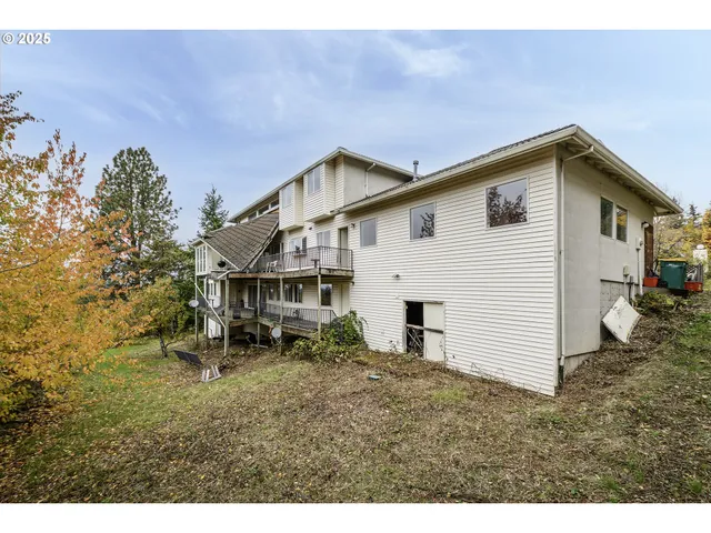 $600,000 | 16333 Southwest Timberland Drive, Beaverton, OR 97007