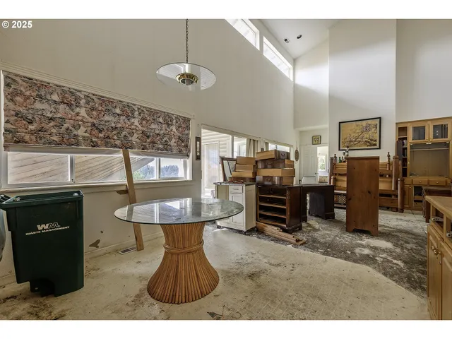 $600,000 | 16333 Southwest Timberland Drive, Beaverton, OR 97007