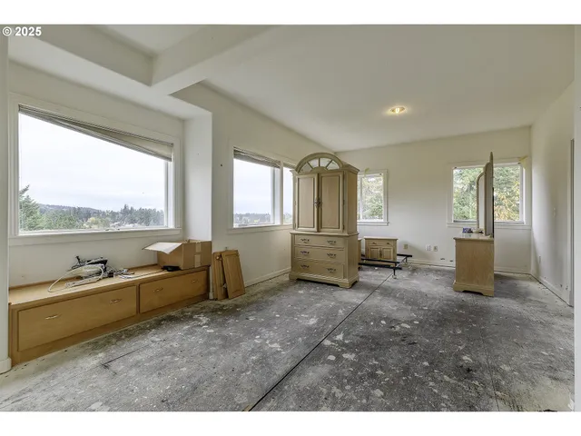 $600,000 | 16333 Southwest Timberland Drive, Beaverton, OR 97007