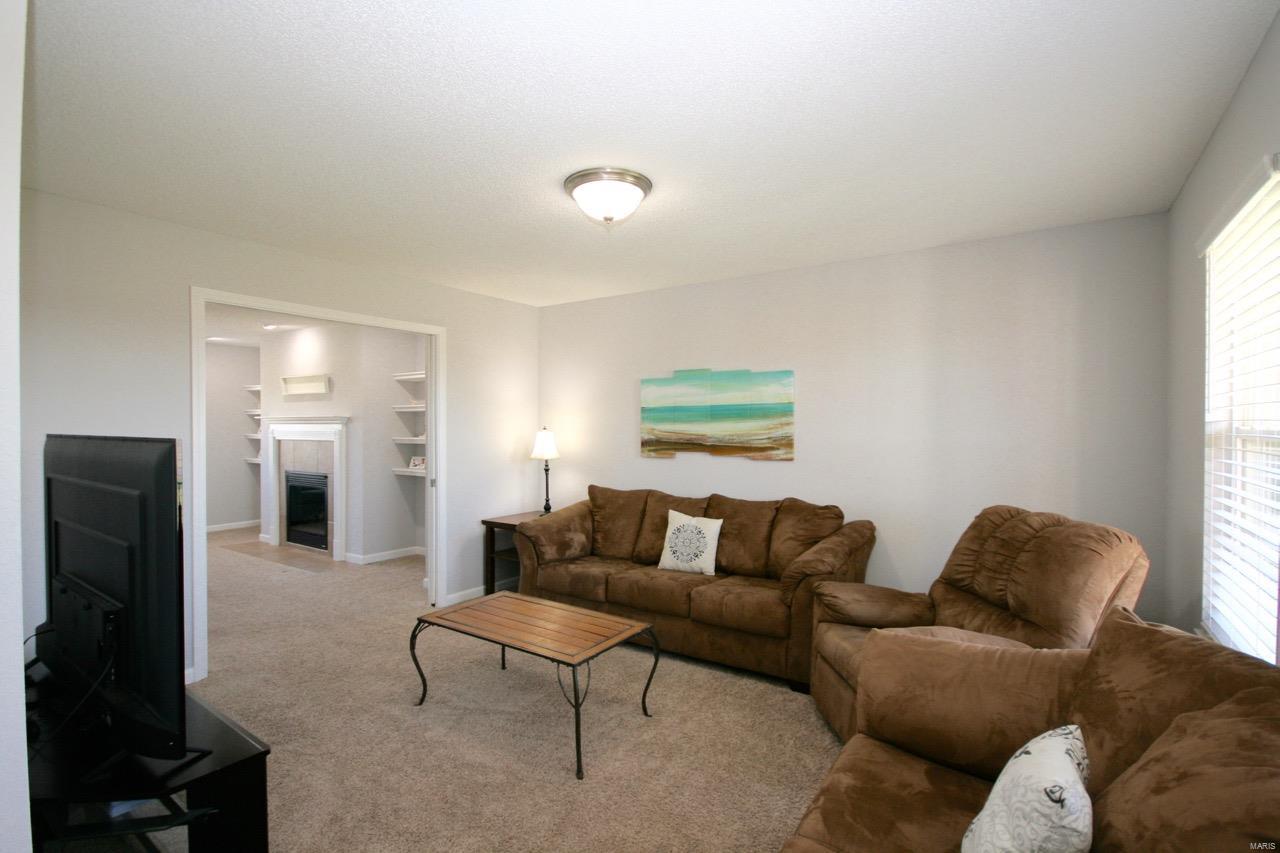 708 Longhi Road Collinsville, IL 62234 - Photo 11 of 51 Gallery Image 11