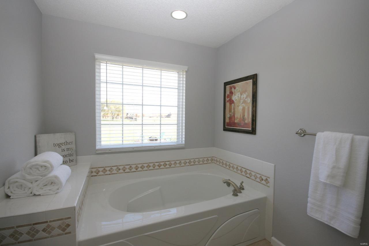 708 Longhi Road Collinsville, IL 62234 - Photo 26 of 51 Gallery Image 26