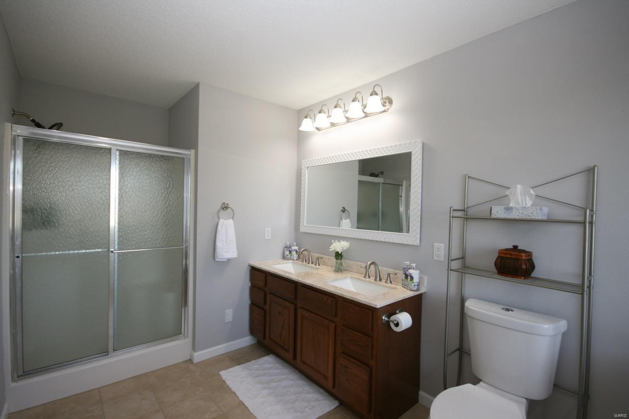 708 Longhi Road Collinsville, IL 62234 - Photo 27 of 51 Gallery Image 27