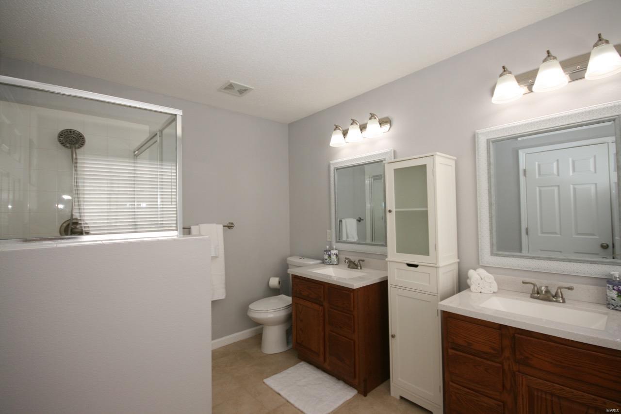 708 Longhi Road Collinsville, IL 62234 - Photo 32 of 51 Gallery Image 32