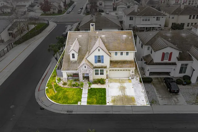 $775,000 | 5216 Burberry Court, Elk Grove, CA 95757