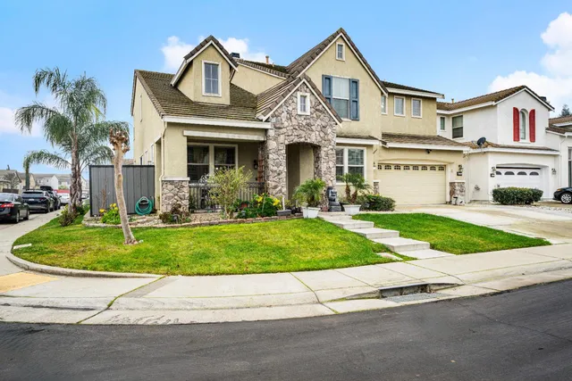 $775,000 | 5216 Burberry Court, Elk Grove, CA 95757