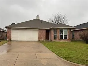 $1,750 | 111 Kennedy Drive, Terrell, TX 75160