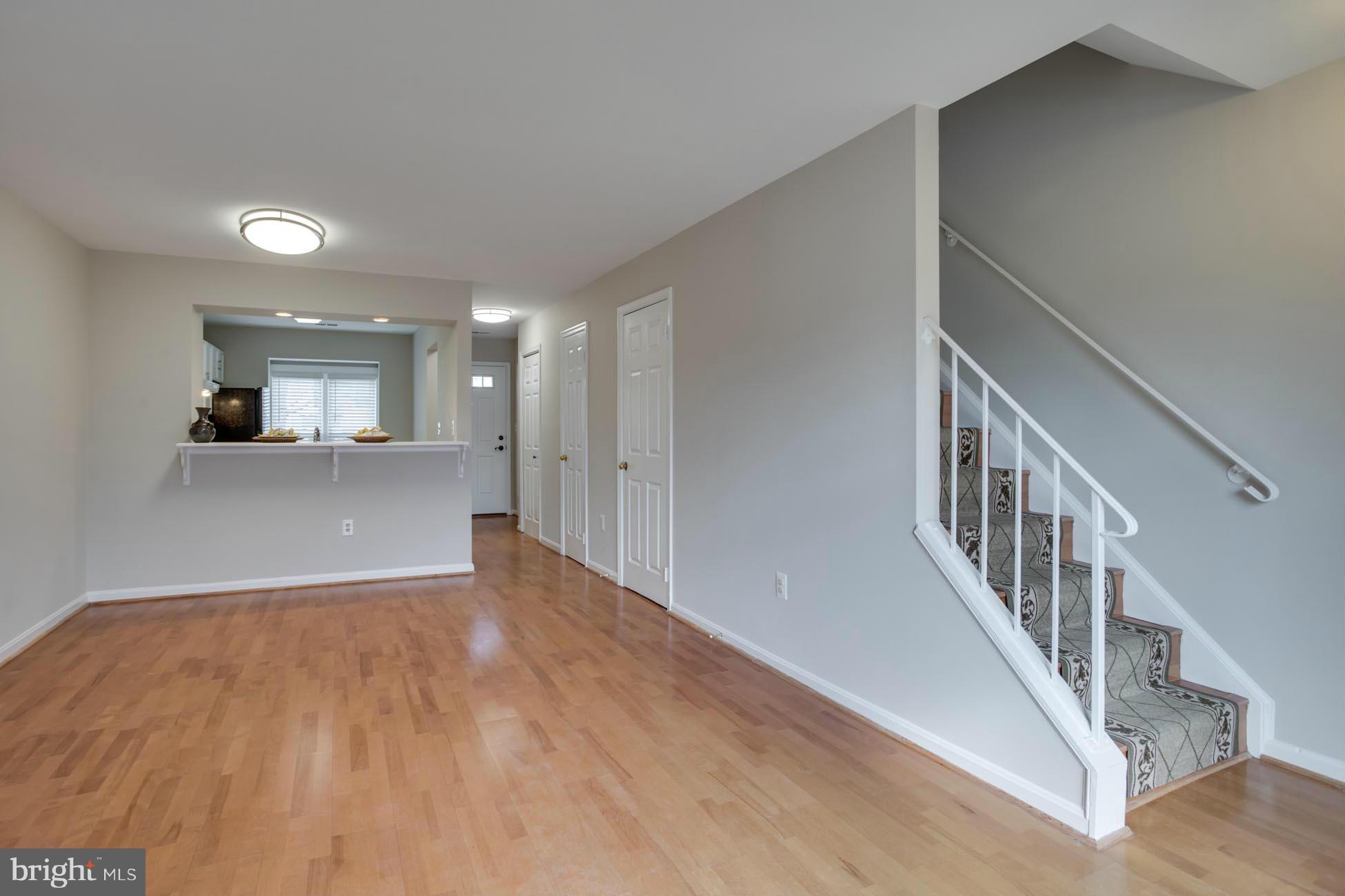 3916 9th Road South Arlington, VA 22204 - Photo 9 of 24 Dining Room