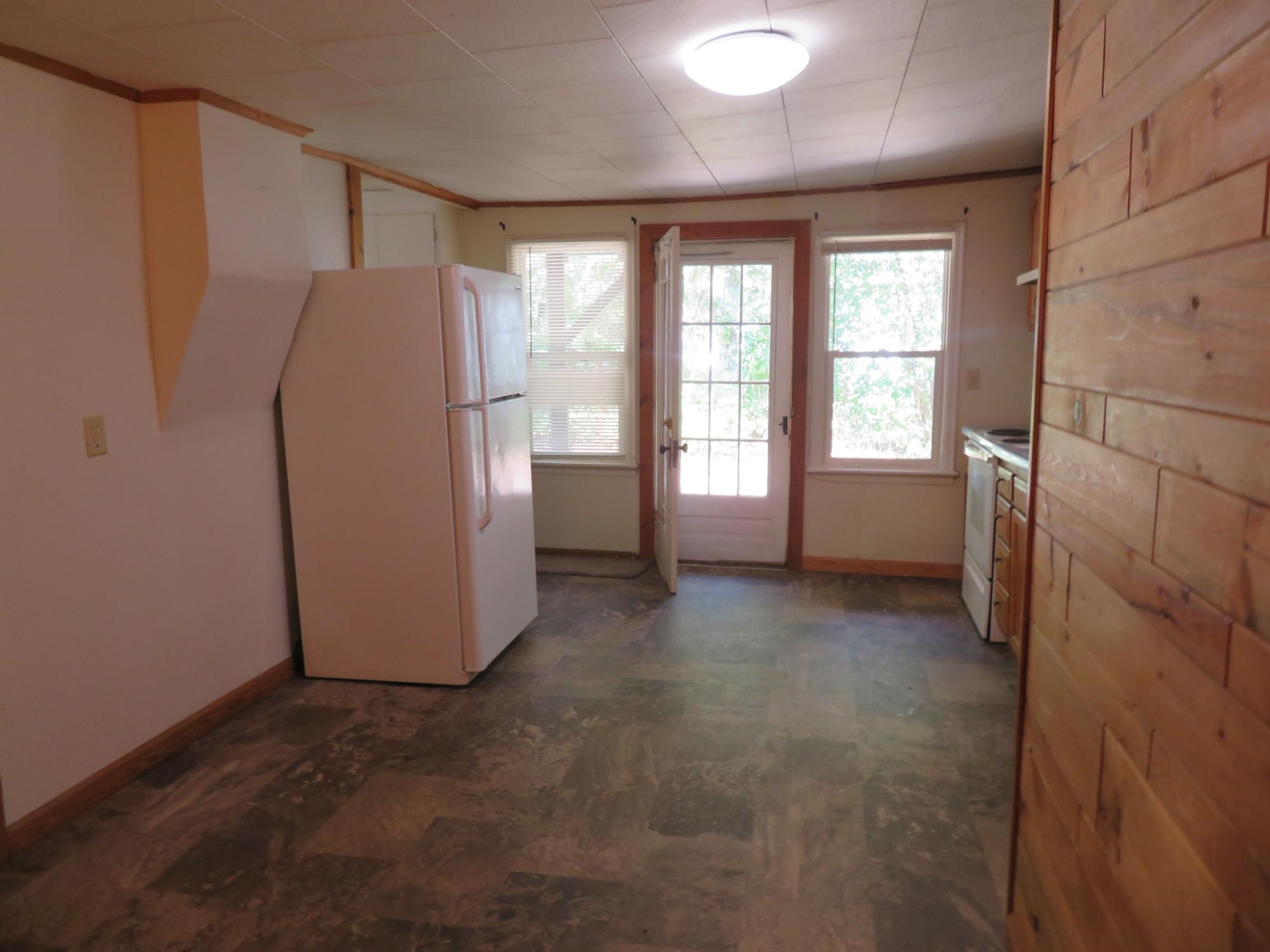 639 Alban Street Rhinelander, WI 54501 - Photo 4 of 13 Gallery Image 4