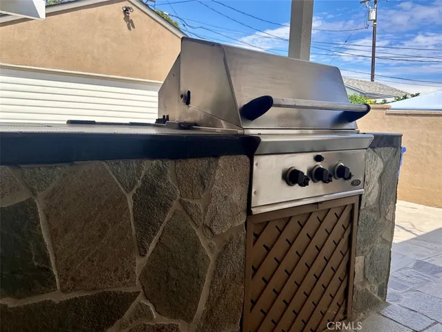 $869,700 | 2523 Allred Street, Lakewood, CA 90712