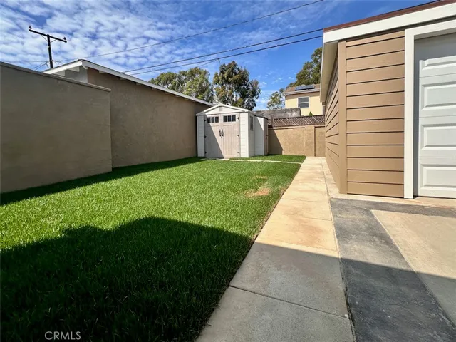 $869,700 | 2523 Allred Street, Lakewood, CA 90712