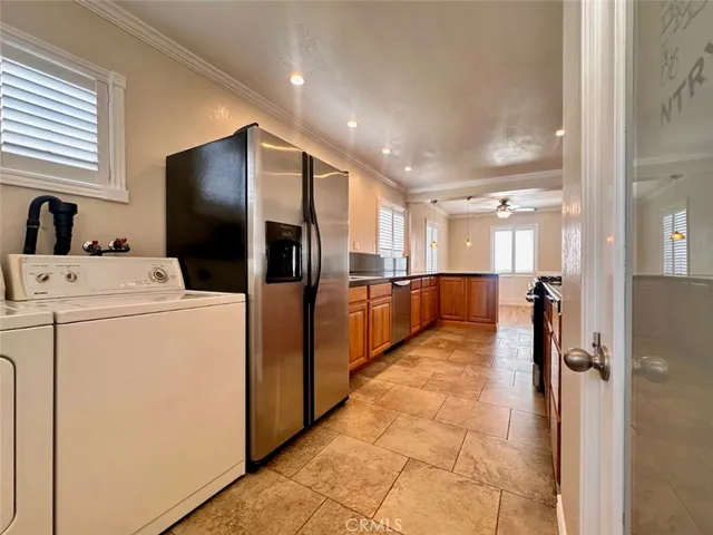 $869,700 | 2523 Allred Street, Lakewood, CA 90712