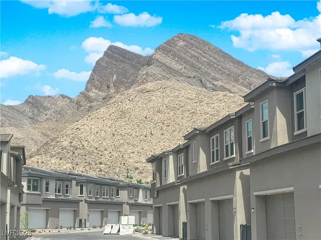 $549,990 | 11442 Crimson Ledge Avenue, Las Vegas, NV 89138