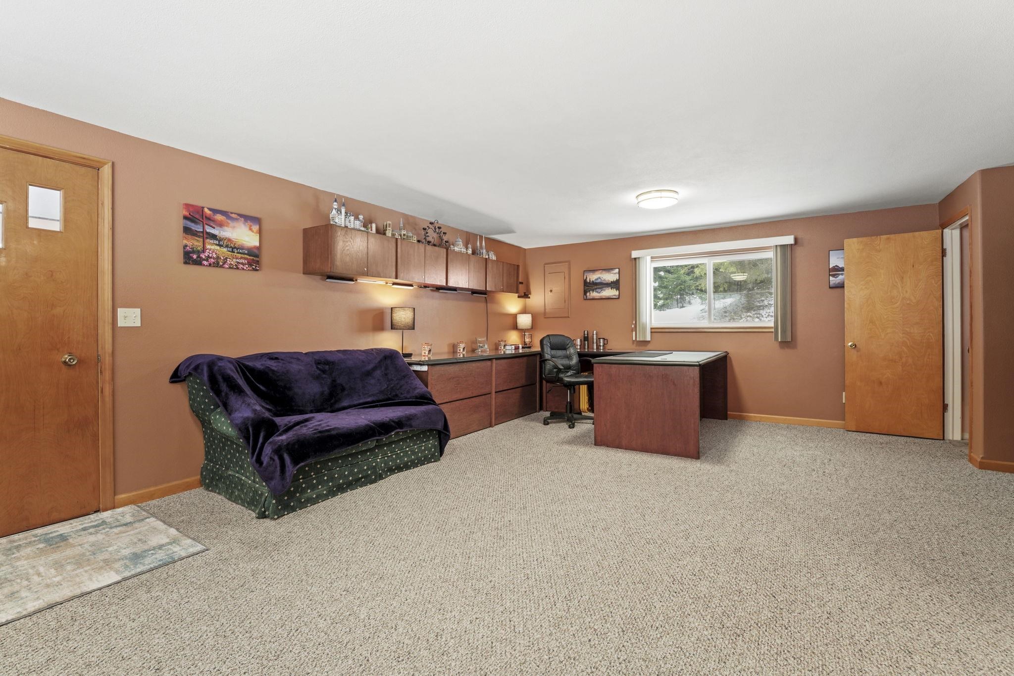 13122 Deer Valley Road Newport, WA 99156 - Photo 15 of 50
