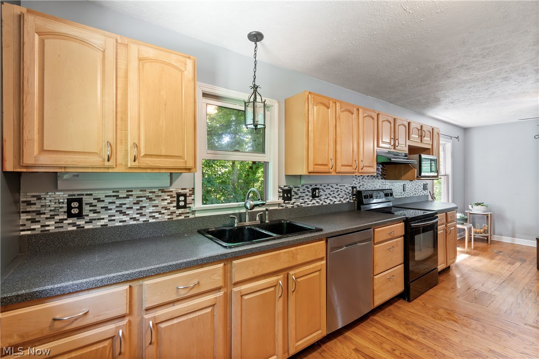 6541 Newton Falls Road Ravenna, OH 44266 - Photo 9 of 31