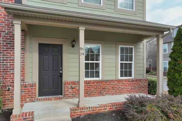 $1,850 | 95 Plumlee Drive, Unit 34, Hendersonville, TN 37075