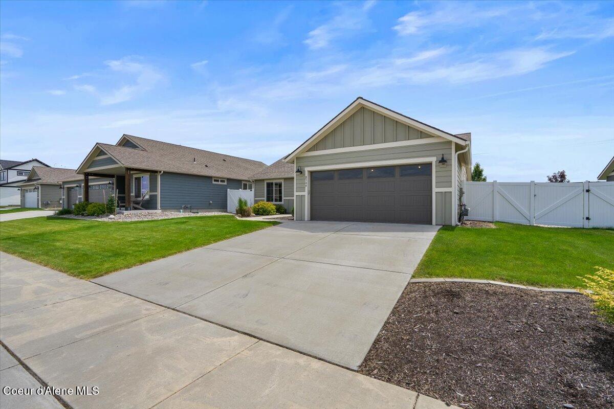 8544 West Seed Avenue Rathdrum, ID 83858 - Photo 9 of 41 09-Front of Home