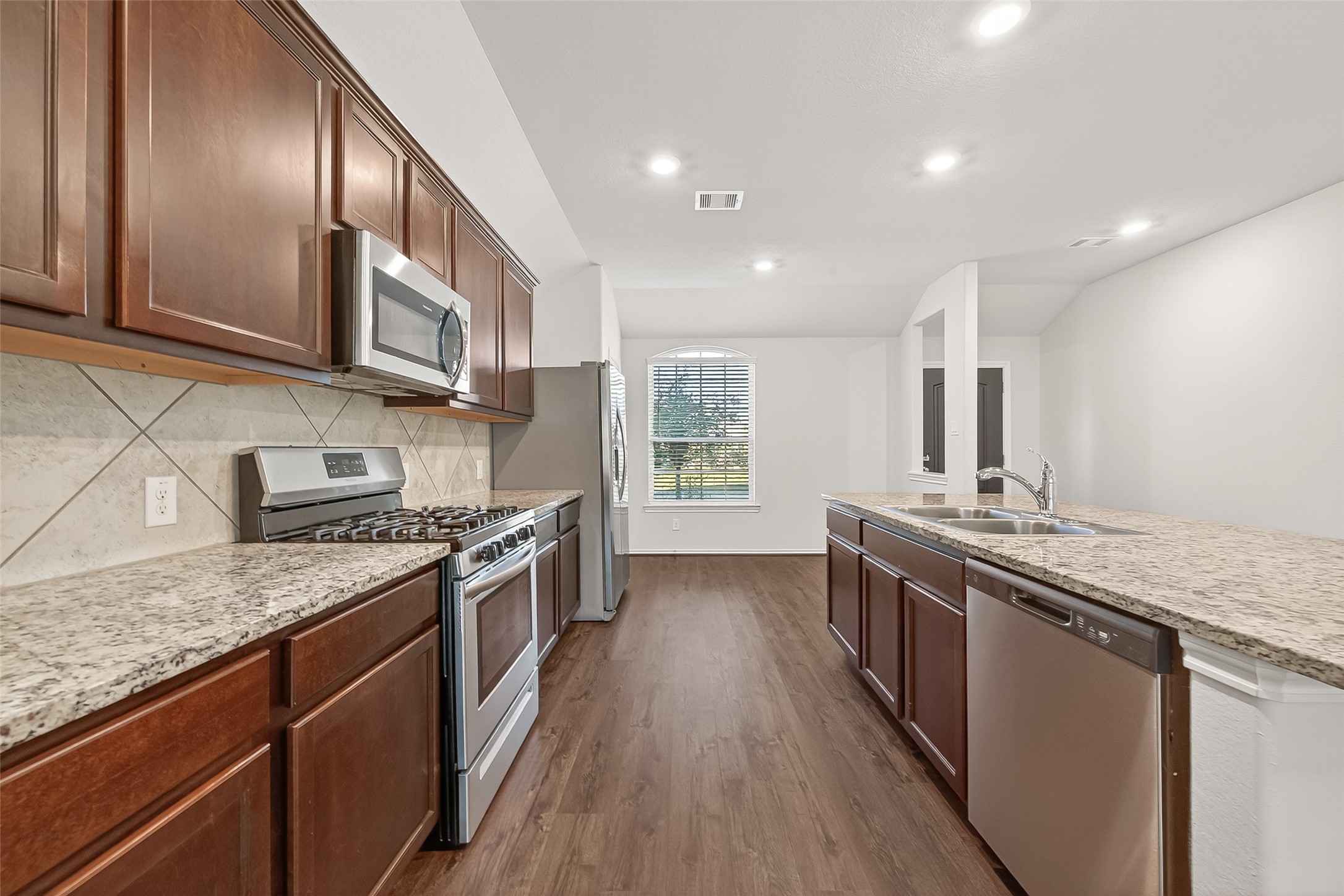 25911 Rustical Road Katy, TX 77493 - Photo 23 of 44