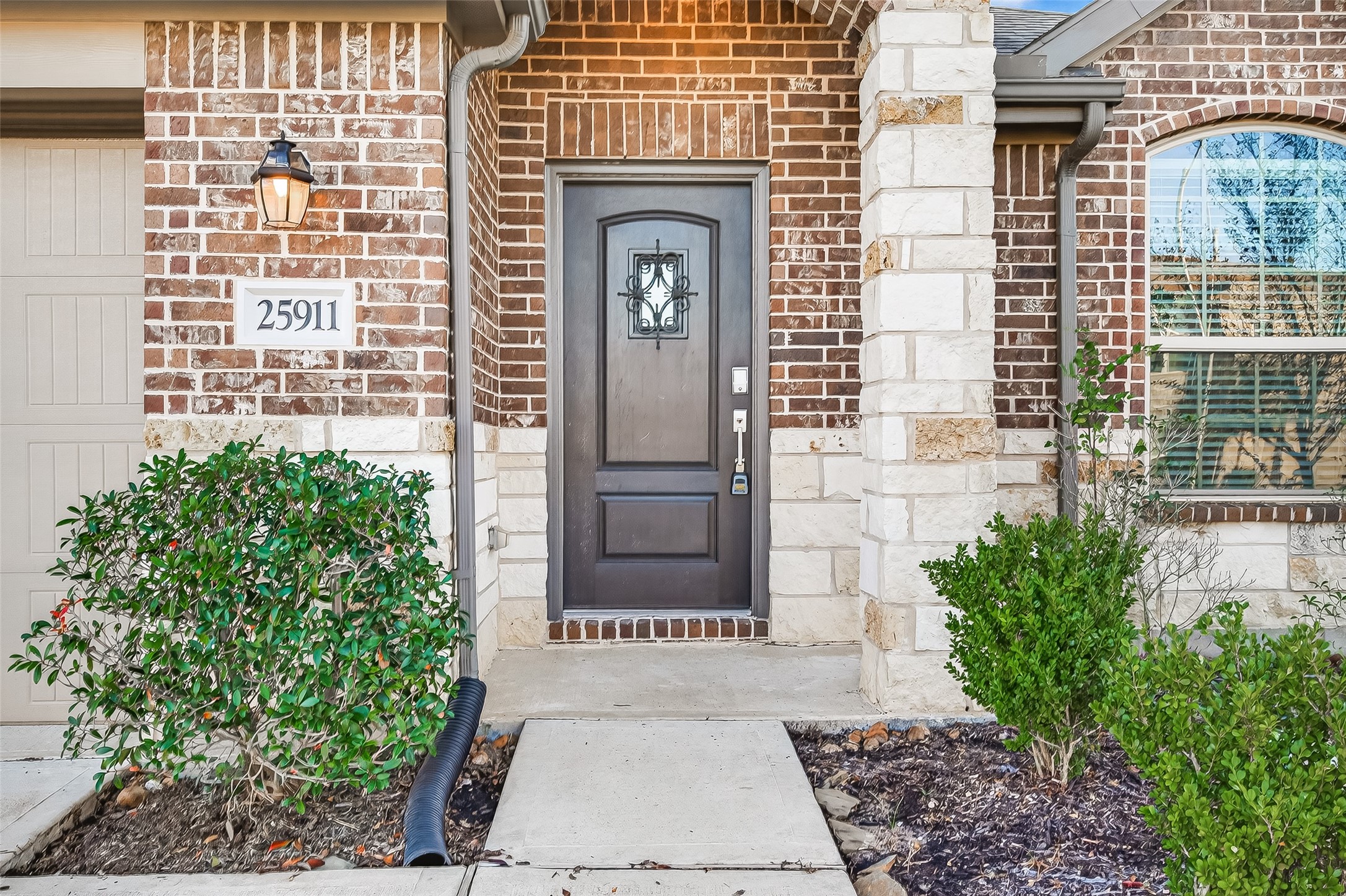 25911 Rustical Road Katy, TX 77493 - Photo 7 of 44