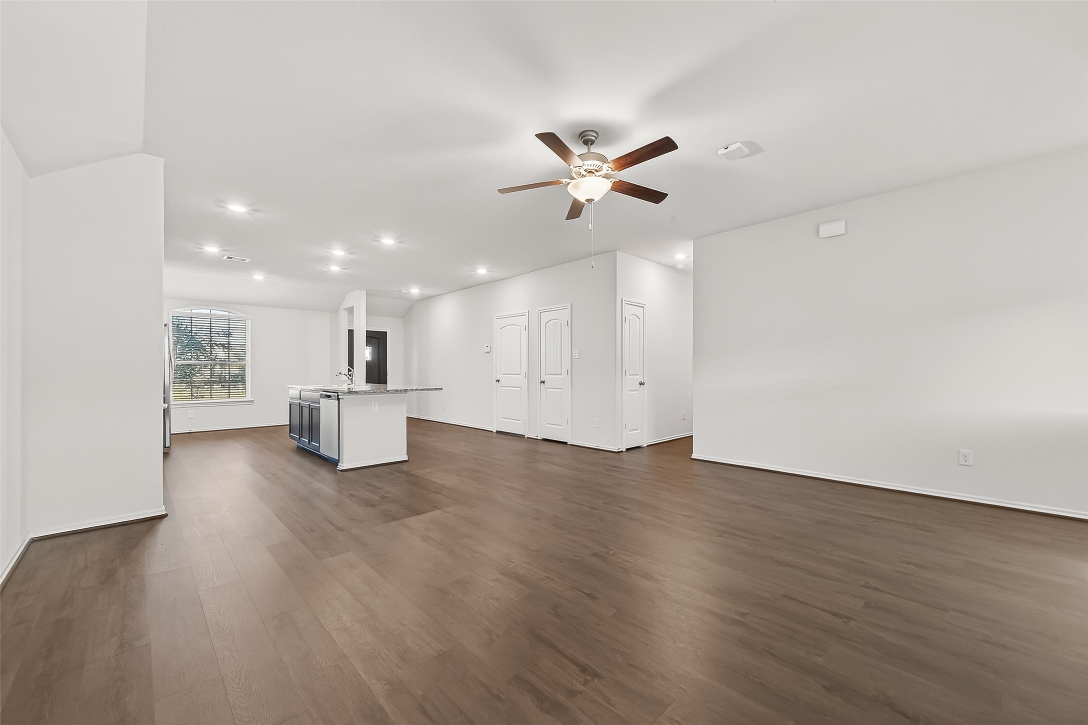 25911 Rustical Road Katy, TX 77493 - Photo 10 of 44