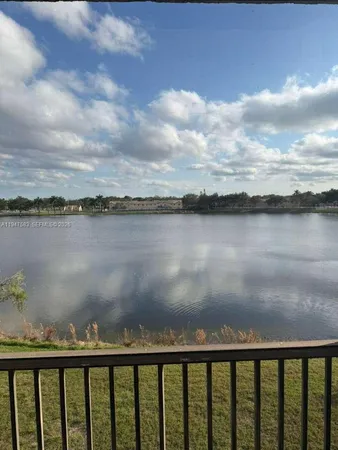 $1,995 | 8710 Sherman Circle North, Unit 304, Miramar, FL 33025