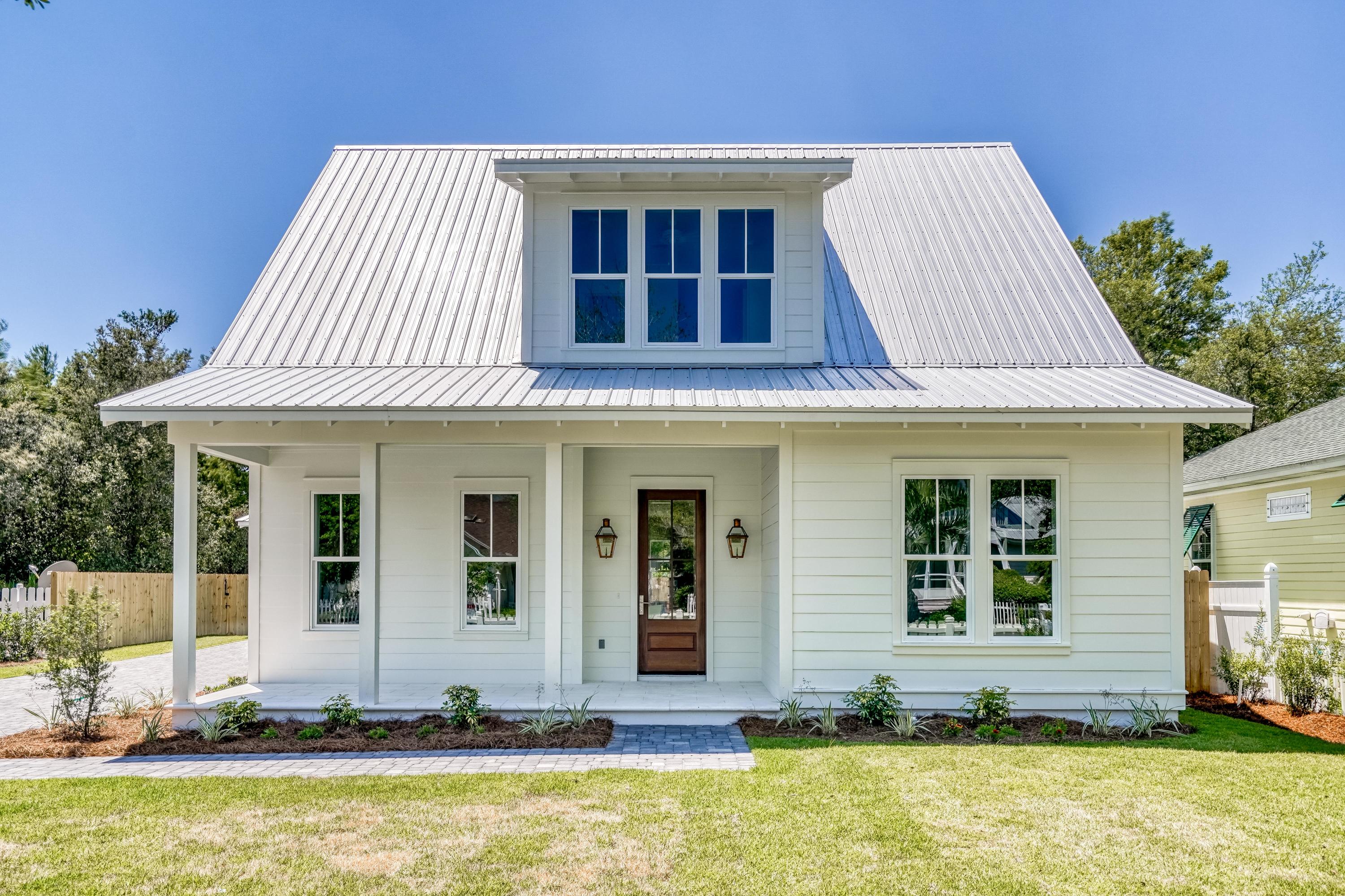 299 Seabreeze Circle
