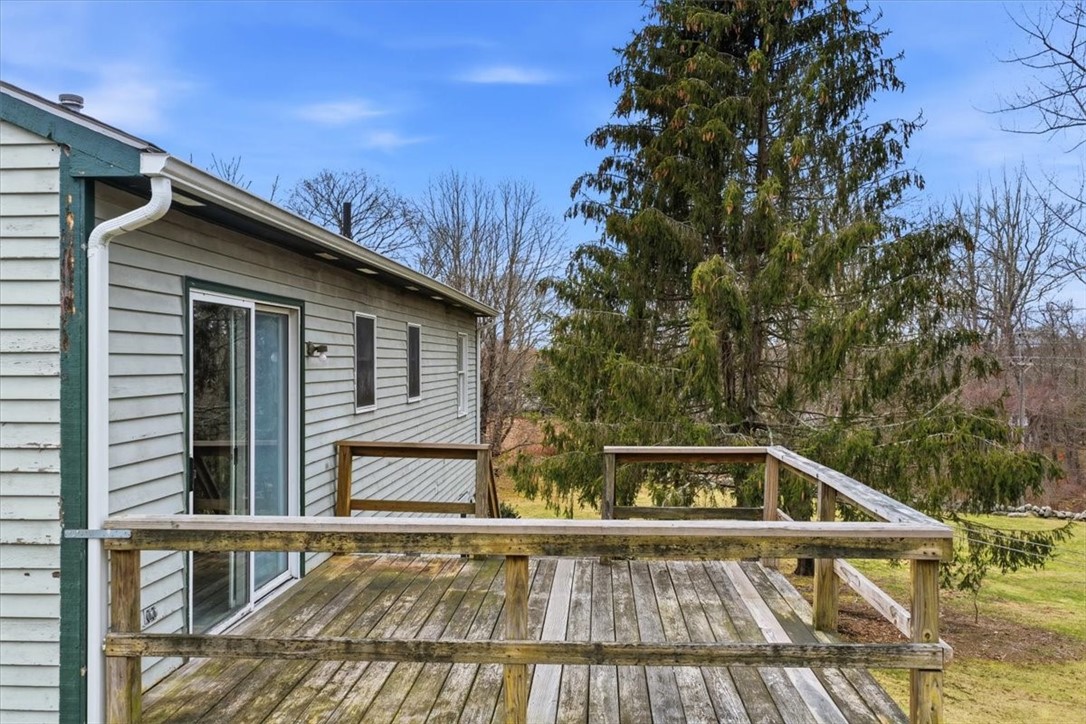 7 Brookview Court Westerly, RI 02891 - Photo 23 of 40