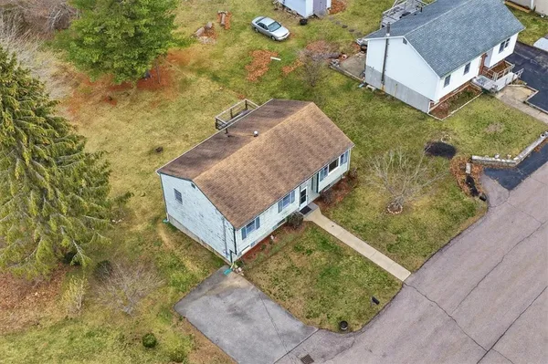 $435,000 | 7 Brookview Court, Westerly, RI 02891